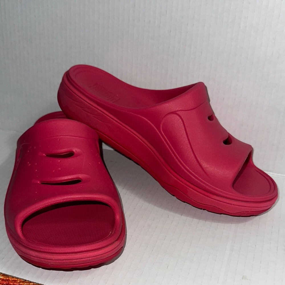 Fitflop Women's Bold Red Mules